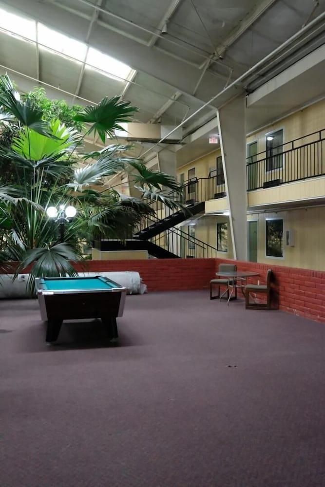 Econo Lodge Elk City Esterno foto